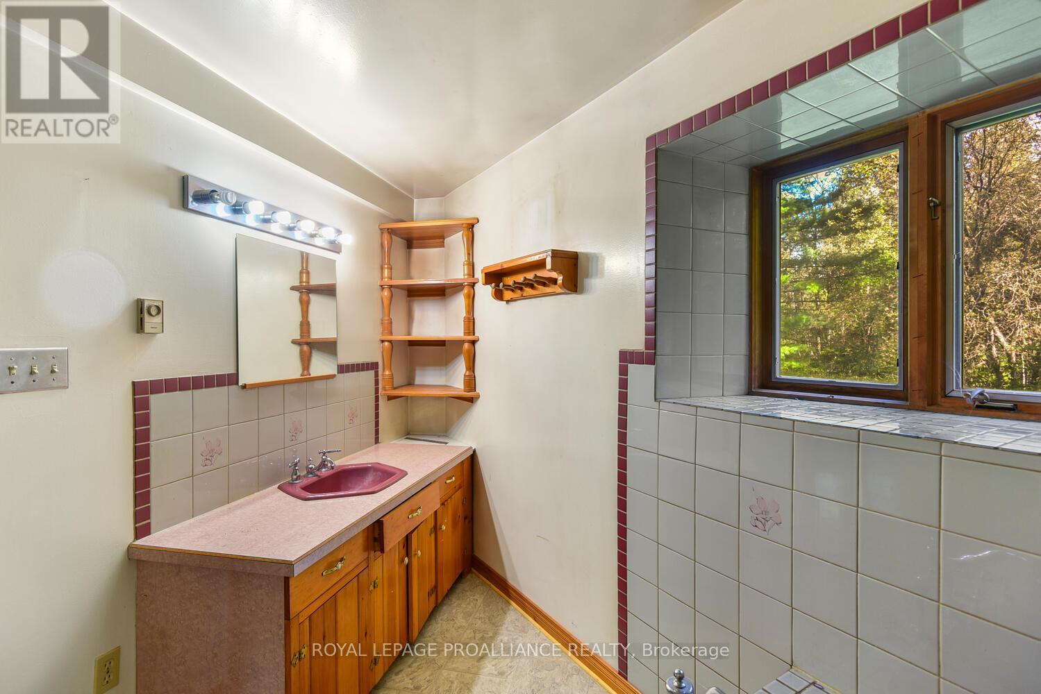 4825 Mccully Road, Augusta, Ontario  K0E 1T0 - Photo 13 - X12323509