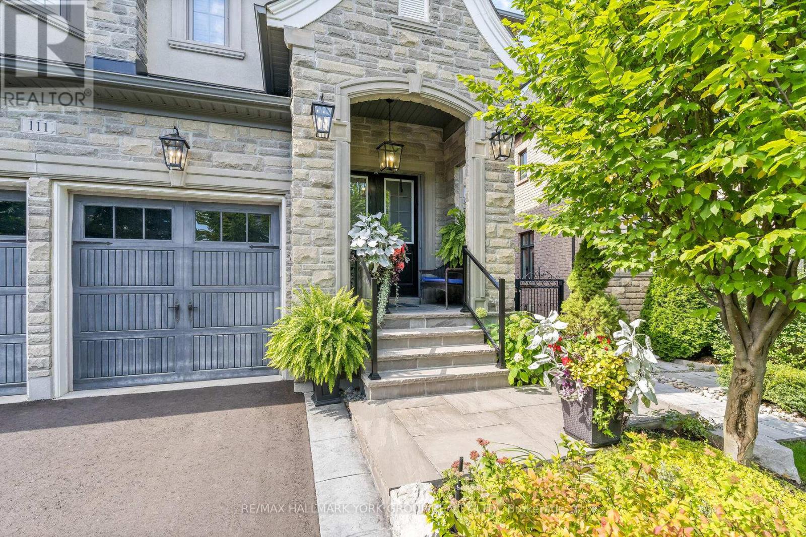 Property at 111 ROBERT BERRY CRESCENT image 4