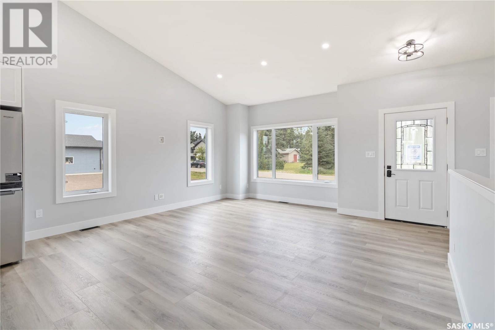 Property at 208 2nd STREET S image 5