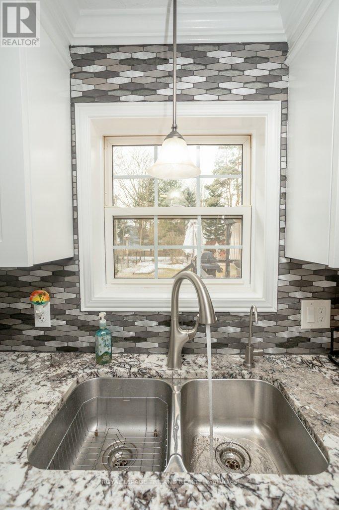 4 Grace Court, Bayham, Ontario  N0J 1T0 - Photo 22 - X12323530