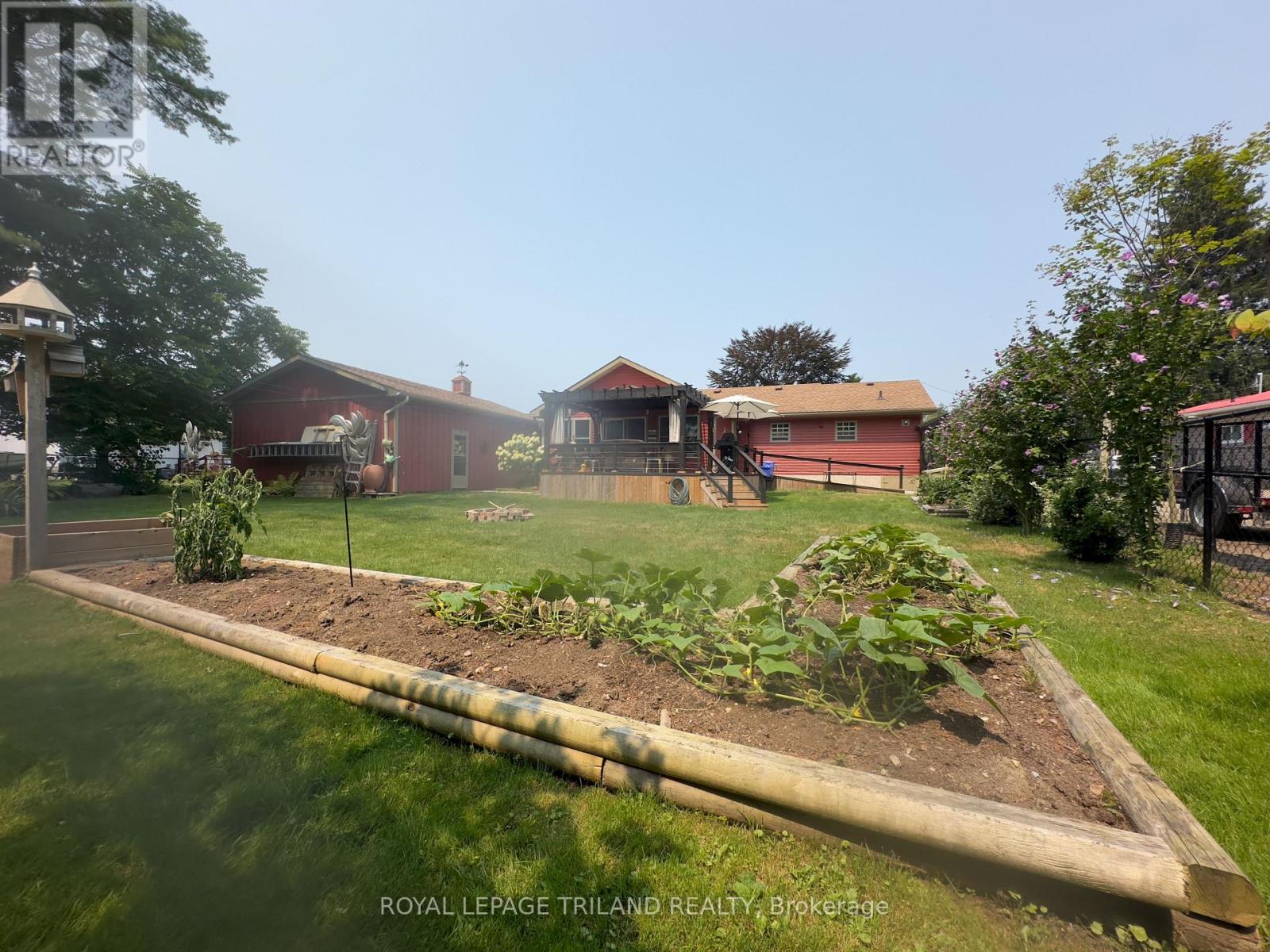 4 Grace Court, Bayham, Ontario  N0J 1T0 - Photo 3 - X12323530