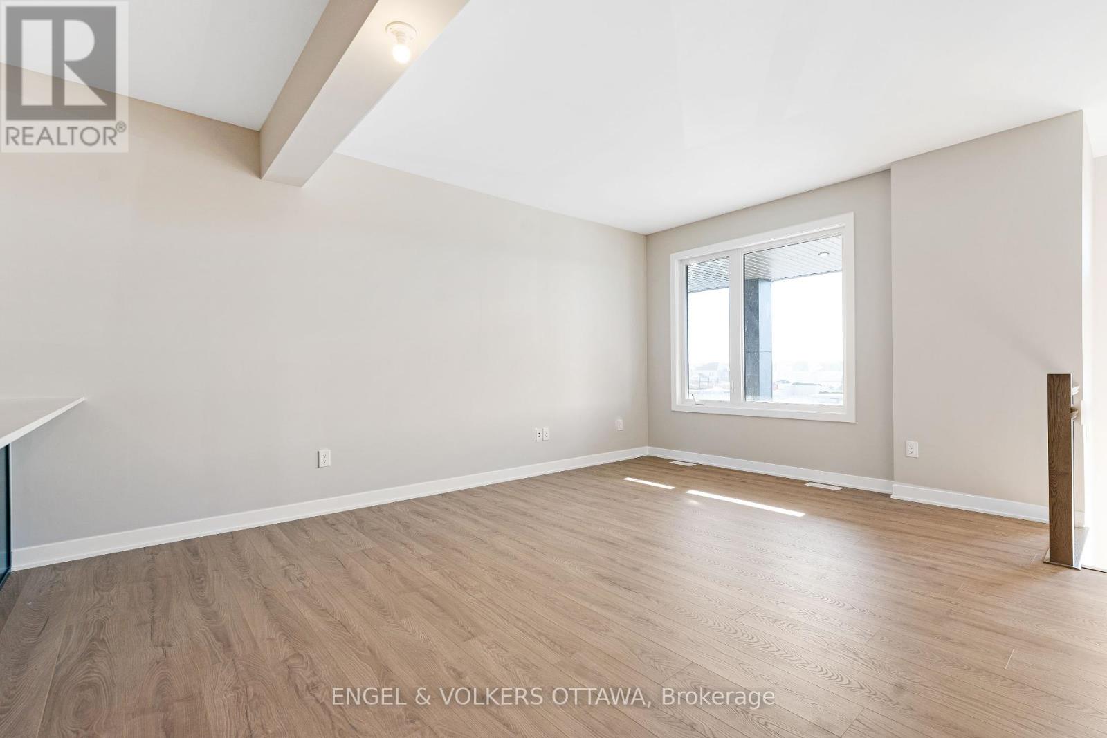 328 Catsfoot Walk, Ottawa, Ontario  K2J 7G7 - Photo 6 - X12323535