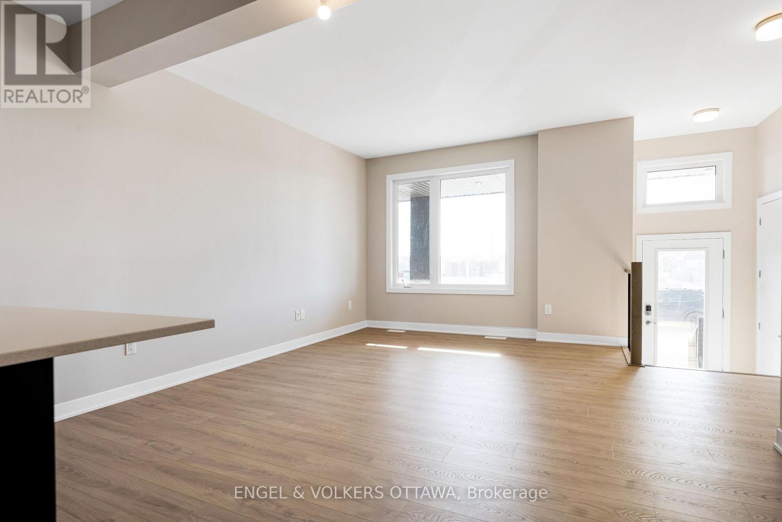 328 Catsfoot Walk, Ottawa, Ontario  K2J 7G7 - Photo 7 - X12323535