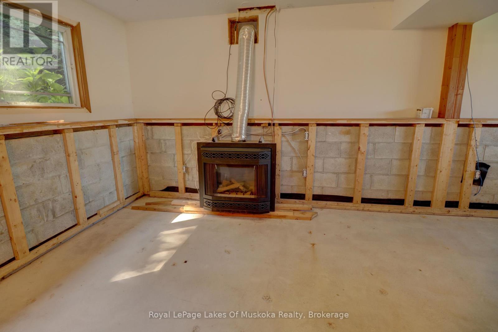 63 Florence Street W, Huntsville, Ontario  P1H 1V4 - Photo 24 - X12323538