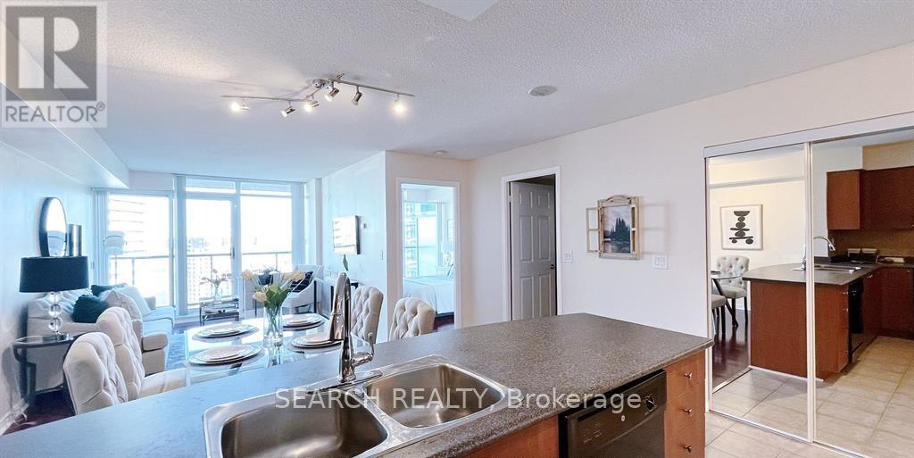 2201 - 5508 Yonge Street, Toronto, Ontario  M2N 7L2 - Photo 16 - C12323525