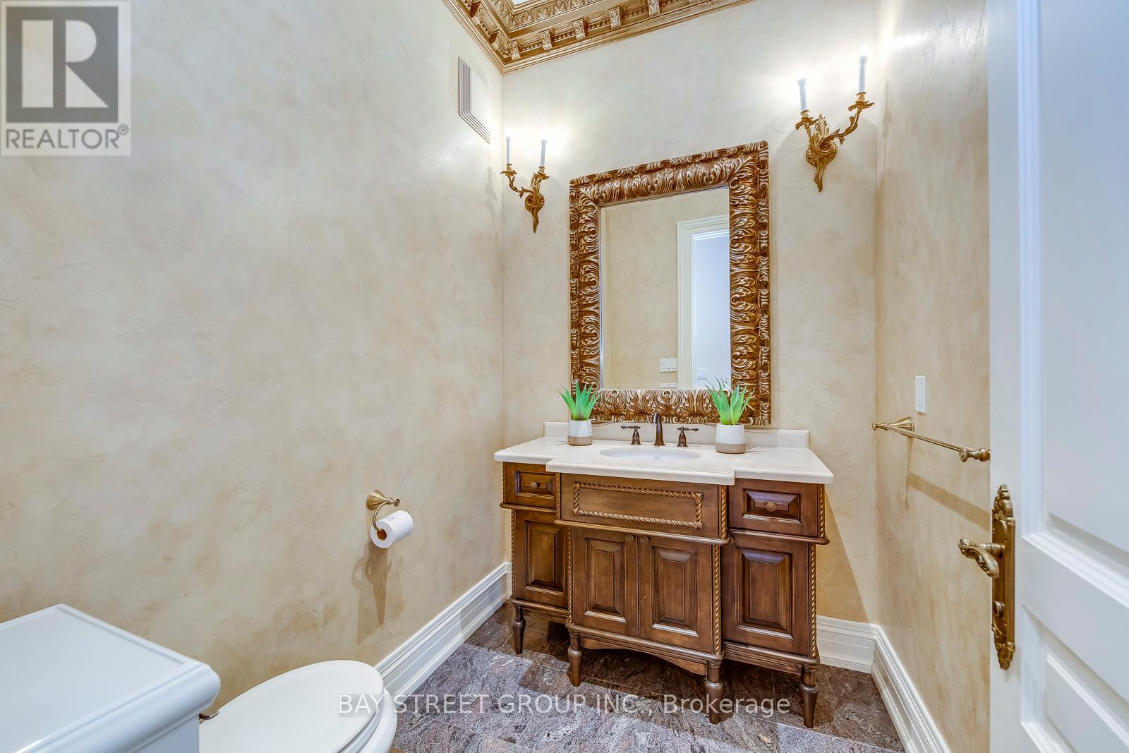56 Winchester Lane, Richmond Hill, Ontario  L4C 6Y7 - Photo 21 - N12323490
