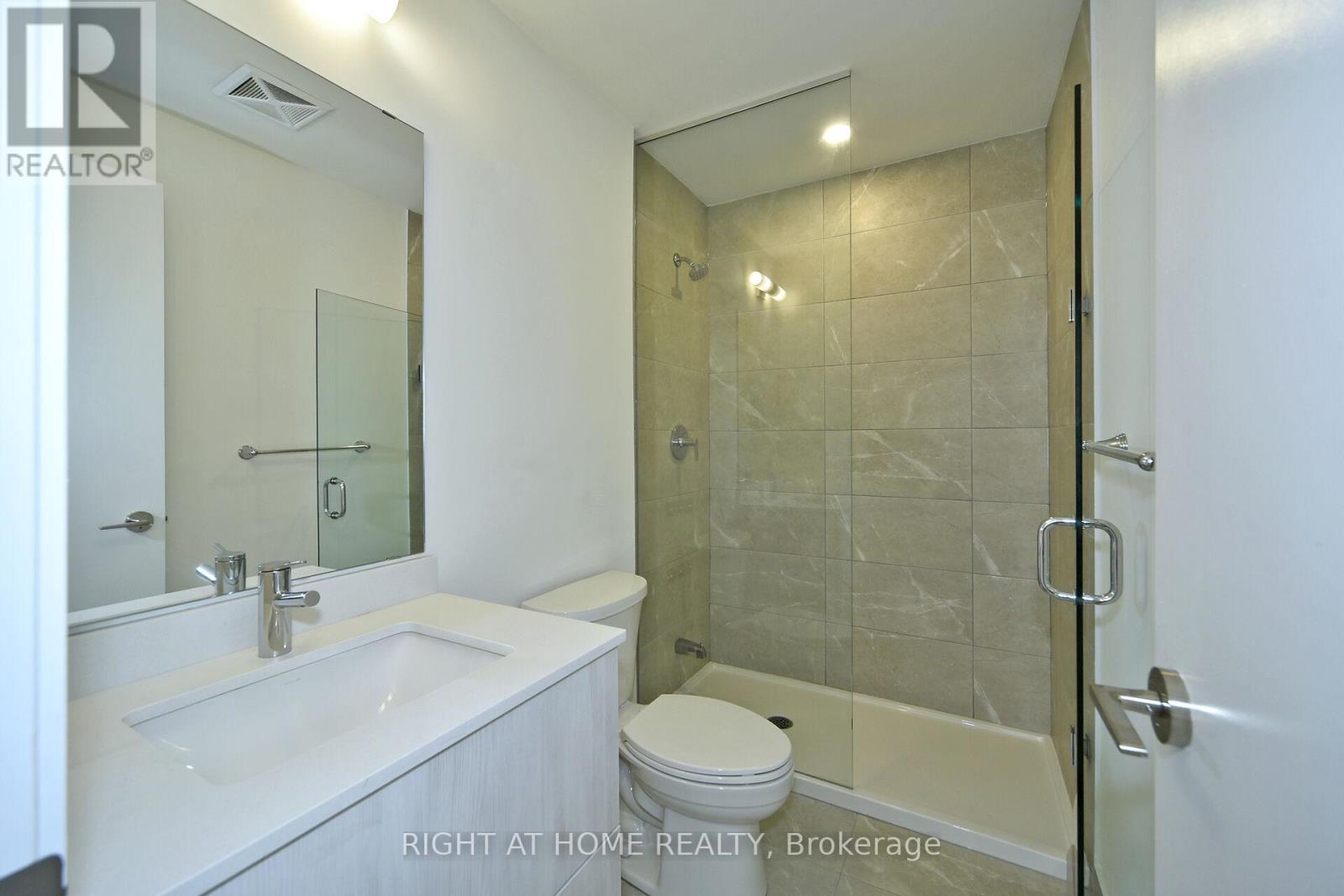 1022 - 14 David Eyer Road, Richmond Hill, Ontario  L4S 0N4 - Photo 15 - N12323521