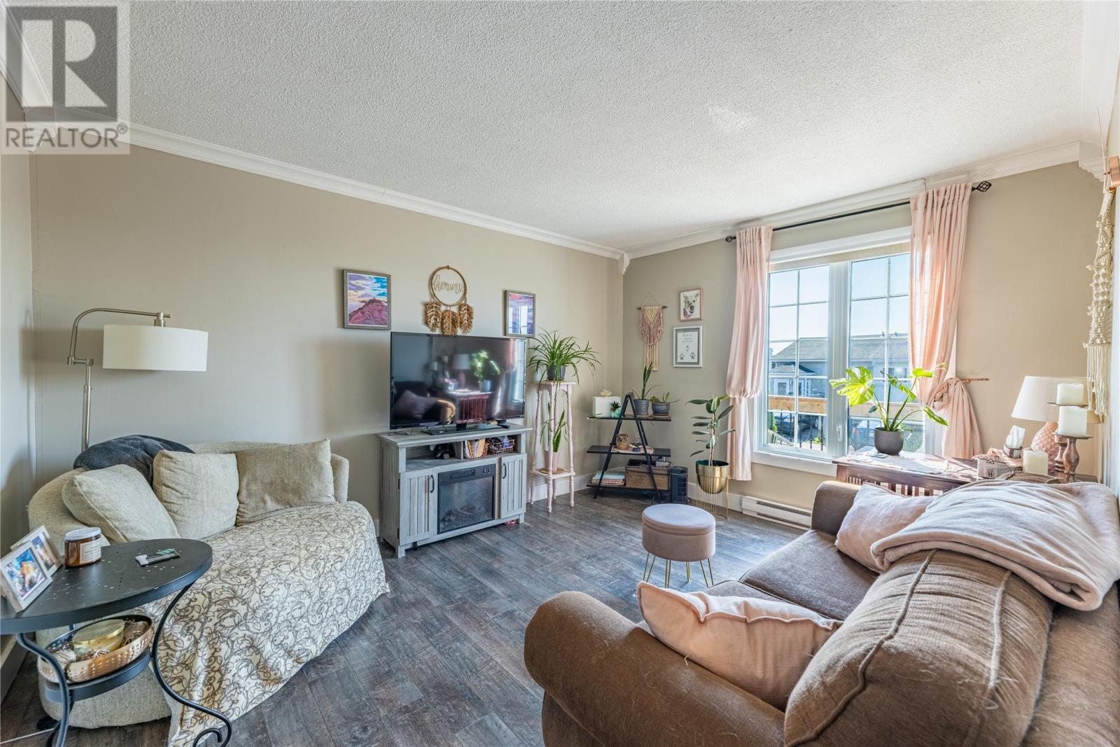 Property at 29 Nash Crescent image 3