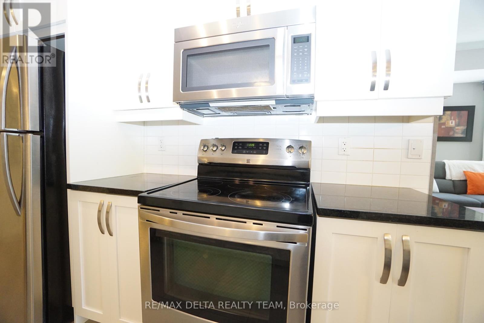 1 - 80 Prestige Circle, Ottawa, Ontario  K4A 0Y1 - Photo 11 - X12323559