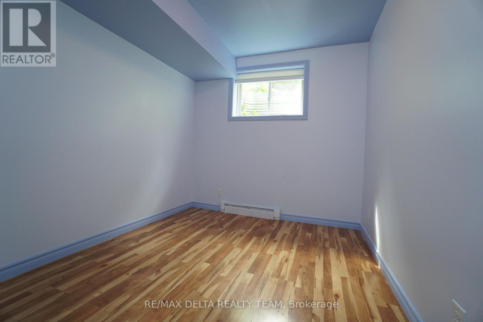498 Moodie Drive, Ottawa, Ontario  K2H 8A7 - Photo 29 - X12323563