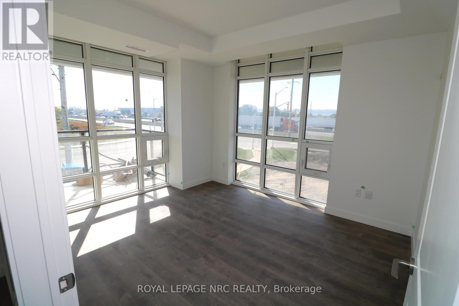 223 - 461 Green Road, Hamilton (Stoney Creek), Ontario  L8E 5B4 - Photo 11 - X12323558