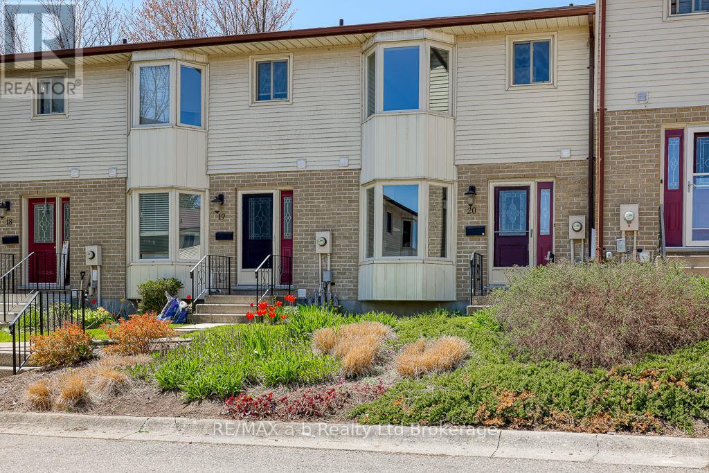 20 - 275 George Street, Ingersoll, Ontario  N5C 4A9 - Photo 3 - X12286639