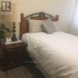 313 Murray Ross Parkway, Toronto, Ontario  M3J 3N8 - Photo 17 - W12295123