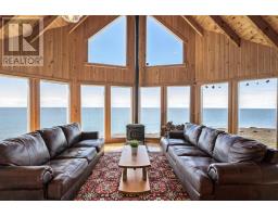1195 Shore Road W, Delaps Cove, Ca