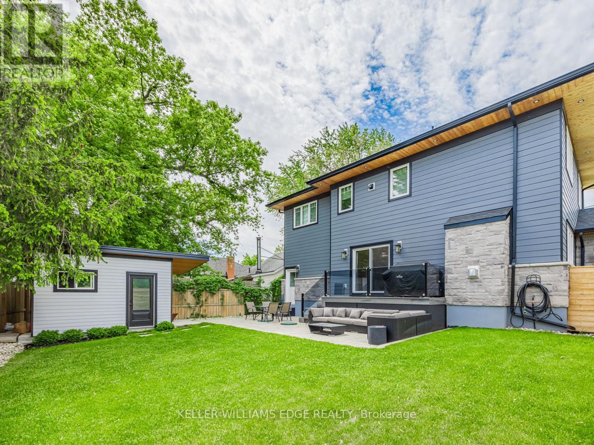 6 Credit Street, Halton Hills, Ontario  L7G 2W1 - Photo 25 - W12323573