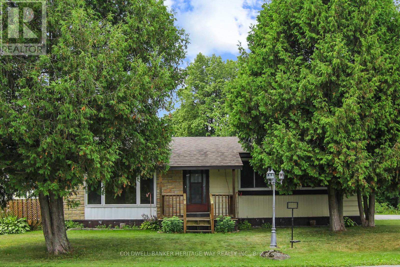 1 PINEWOOD AVENUE, beckwith, Ontario