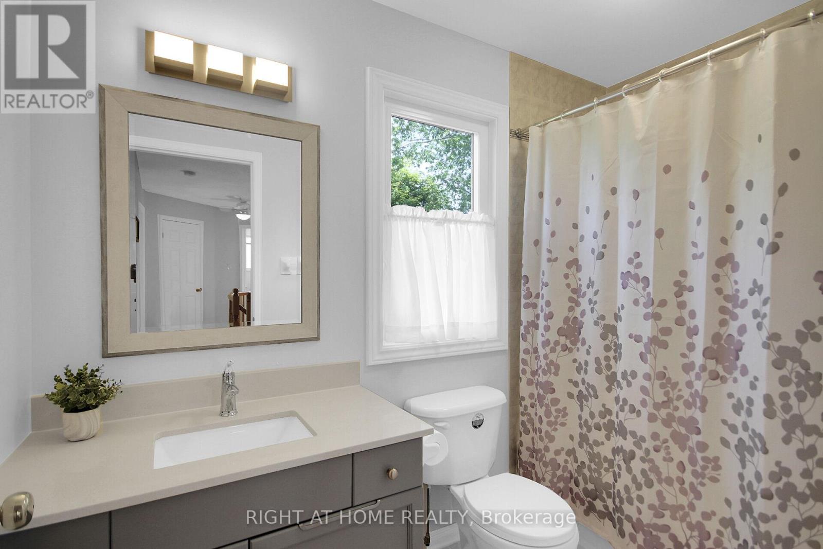 13 Sirocco Crescent, Ottawa, Ontario  K2S 1Z7 - Photo 27 - X12323613