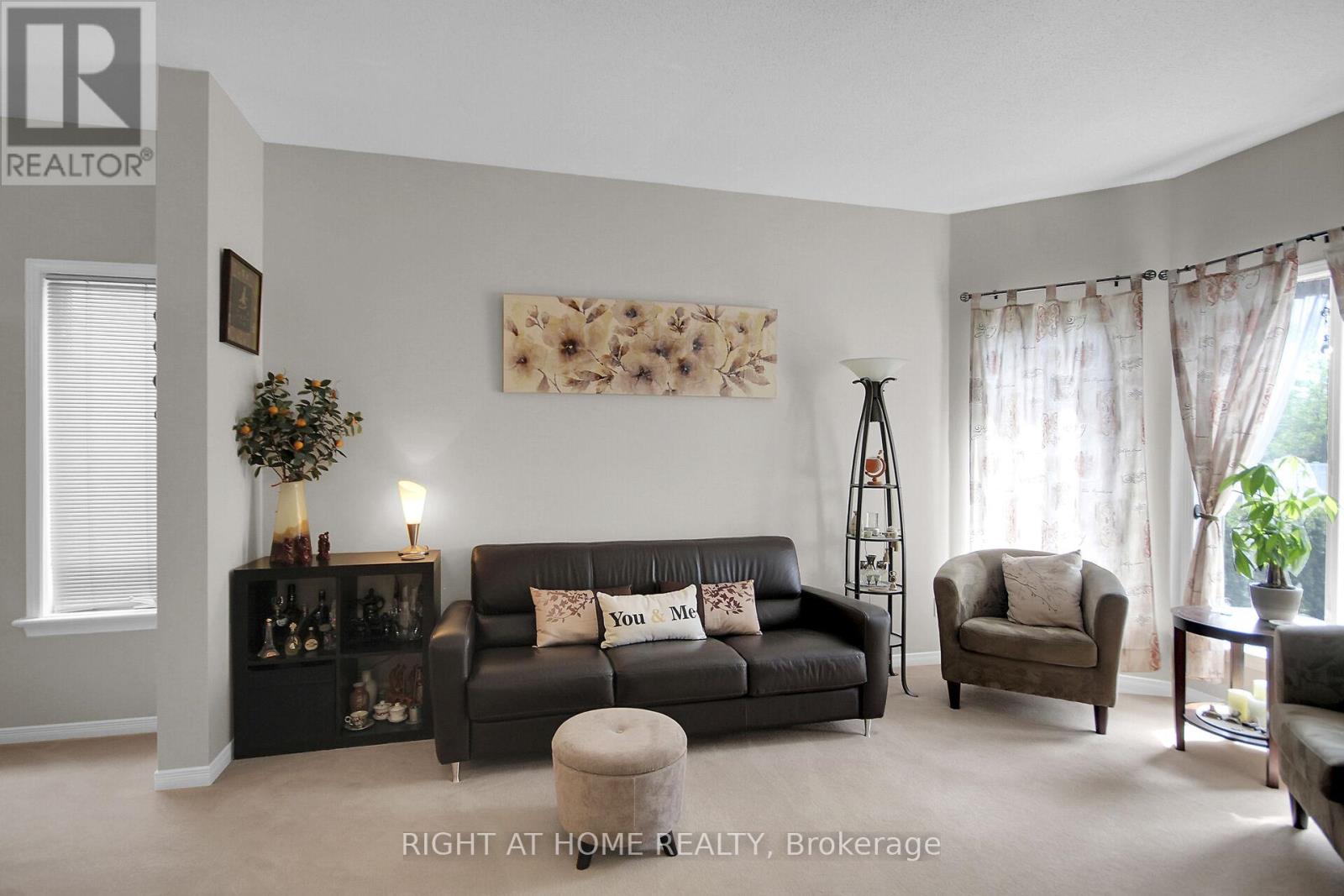 Property at 13 SIROCCO CRESCENT image 4