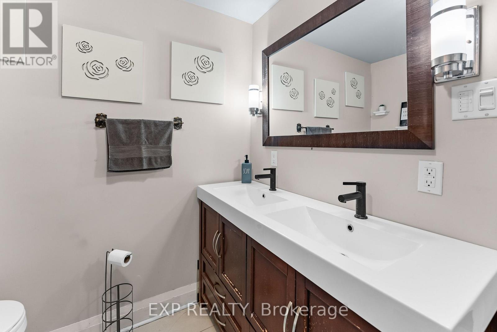 5196 Valley Way, Niagara Falls, Ontario  L2E 1X2 - Photo 26 - X12323612