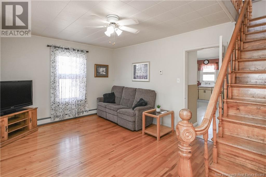 351 Saint-Pierre E. Boulevard, Caraquet, New Brunswick  E1W 1B4 - Photo 19 - NB124098