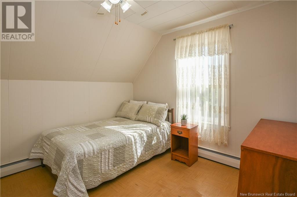 351 Saint-Pierre E. Boulevard, Caraquet, New Brunswick  E1W 1B4 - Photo 27 - NB124098