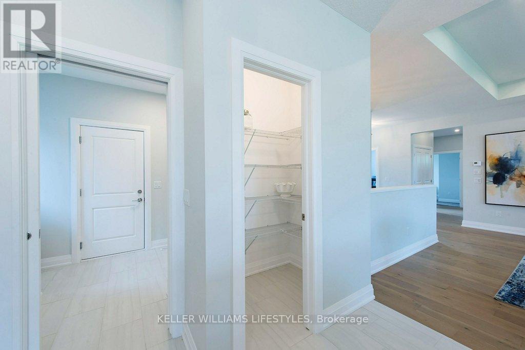 6768 Heathwoods Avenue, London South (South V), Ontario  N6P 0M2 - Photo 13 - X12188115