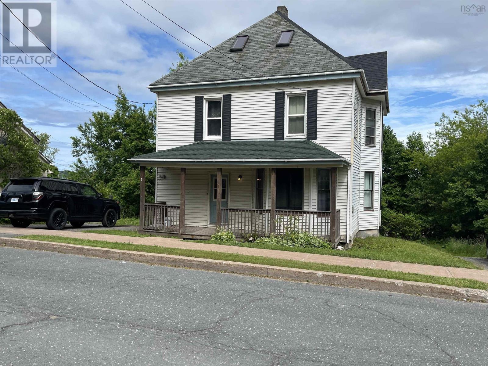 141 Mackay Street, Stellarton, Nova Scotia  B0K 1S0 - Photo 1 - 202514349