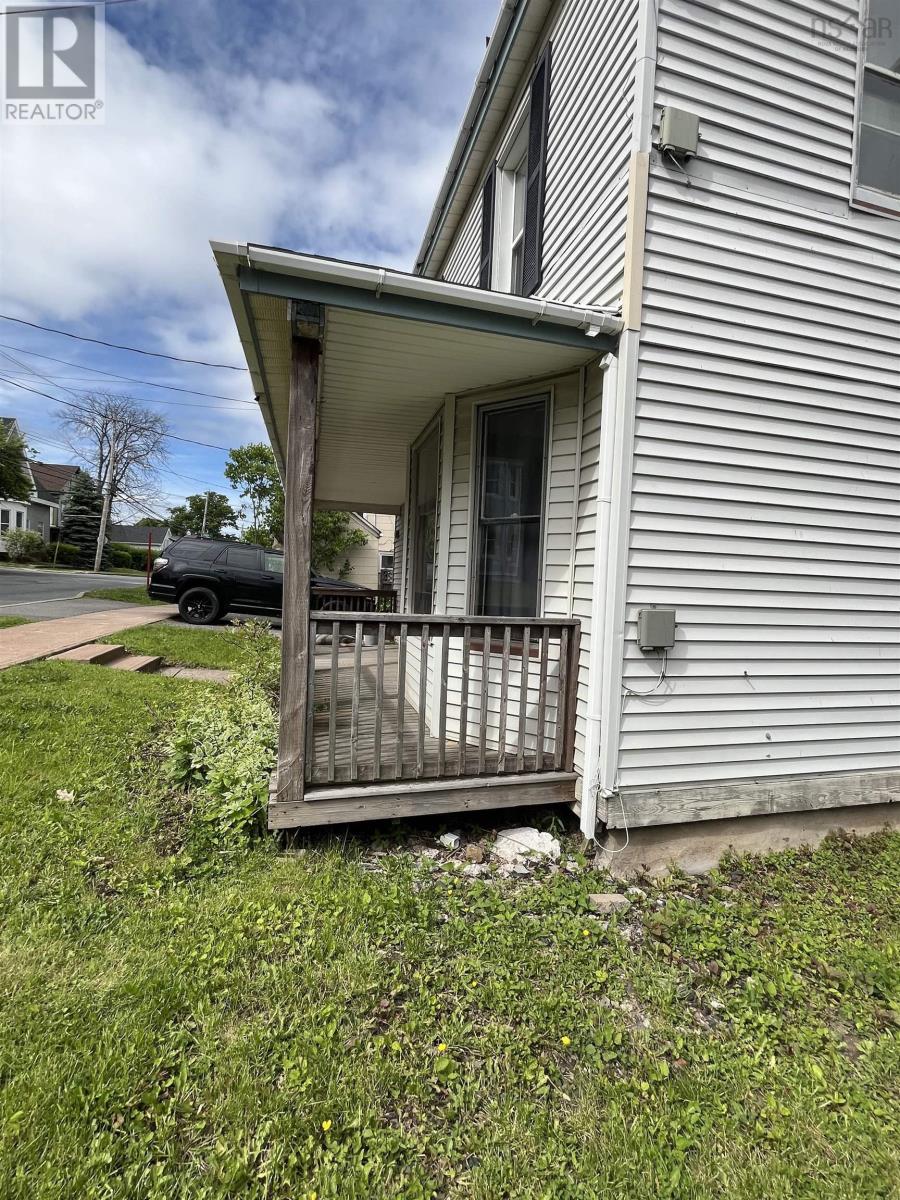 141 Mackay Street, Stellarton, Nova Scotia  B0K 1S0 - Photo 3 - 202514349