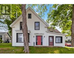 101 Pleasant Street, Bridgewater, Ca