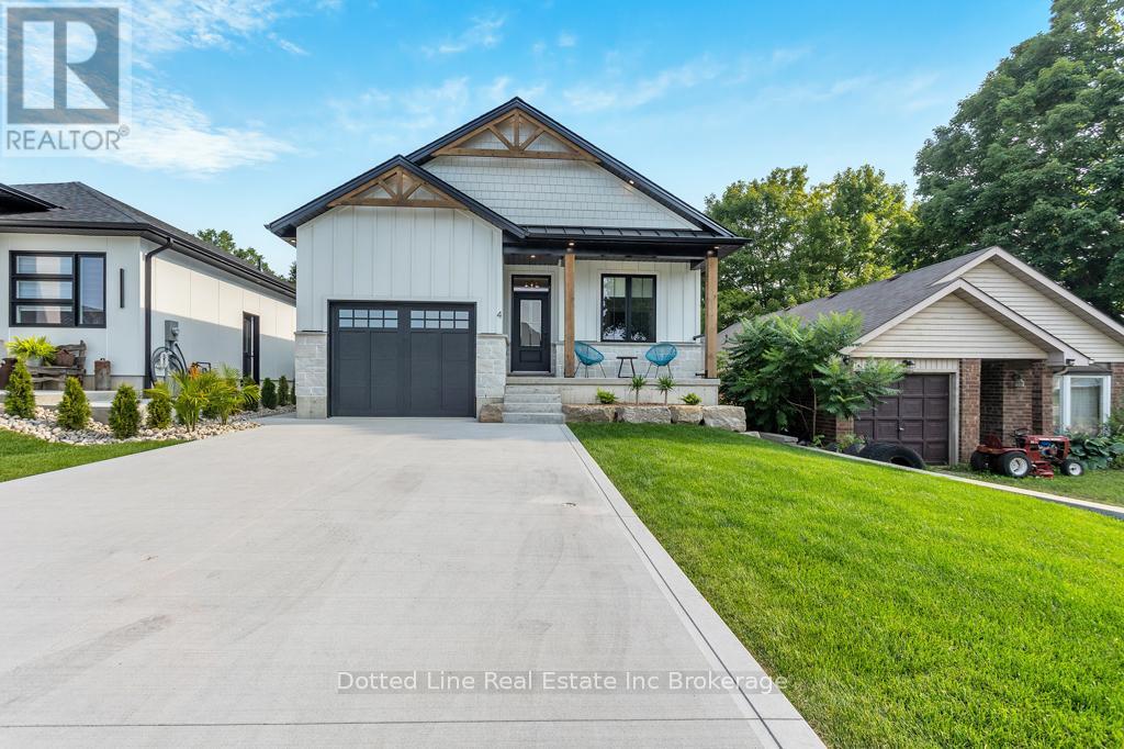 4 Charles Court, Bayham (Port Burwell), Ontario  N0J 1T0 - Photo 2 - X12323659