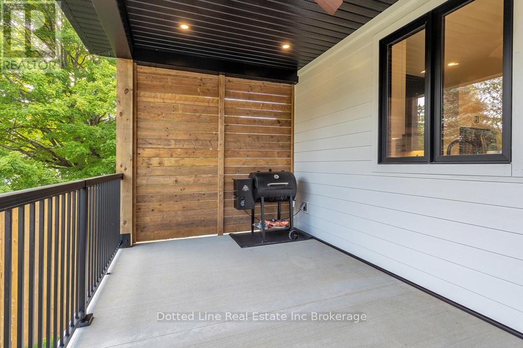 4 Charles Court, Bayham (Port Burwell), Ontario  N0J 1T0 - Photo 6 - X12323659