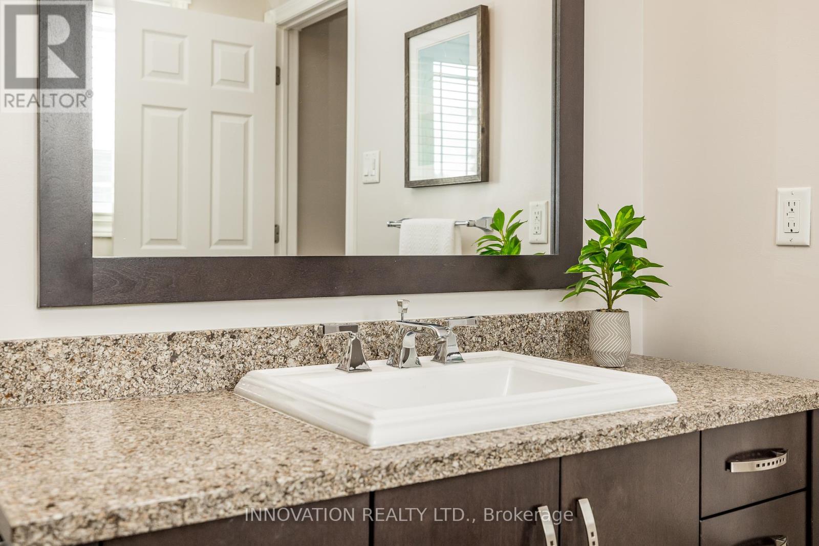 2751 Massicotte Lane, Ottawa, Ontario  K1T 3G9 - Photo 17 - X12323621
