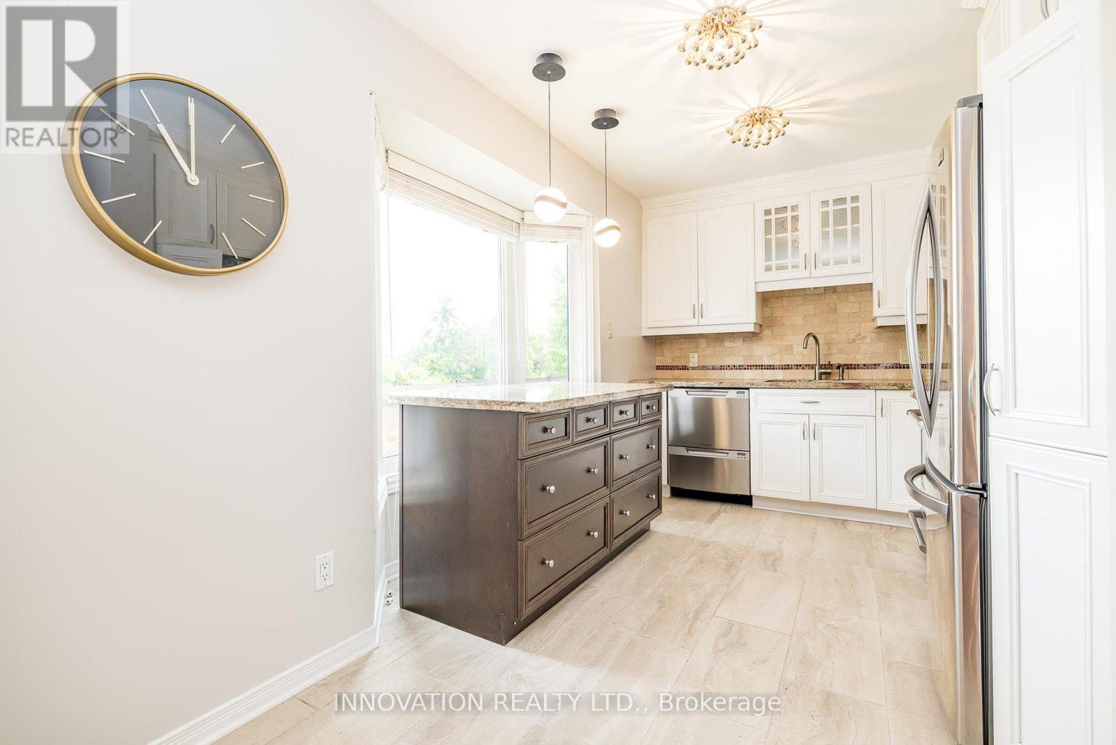 2751 Massicotte Lane, Ottawa, Ontario  K1T 3G9 - Photo 9 - X12323621