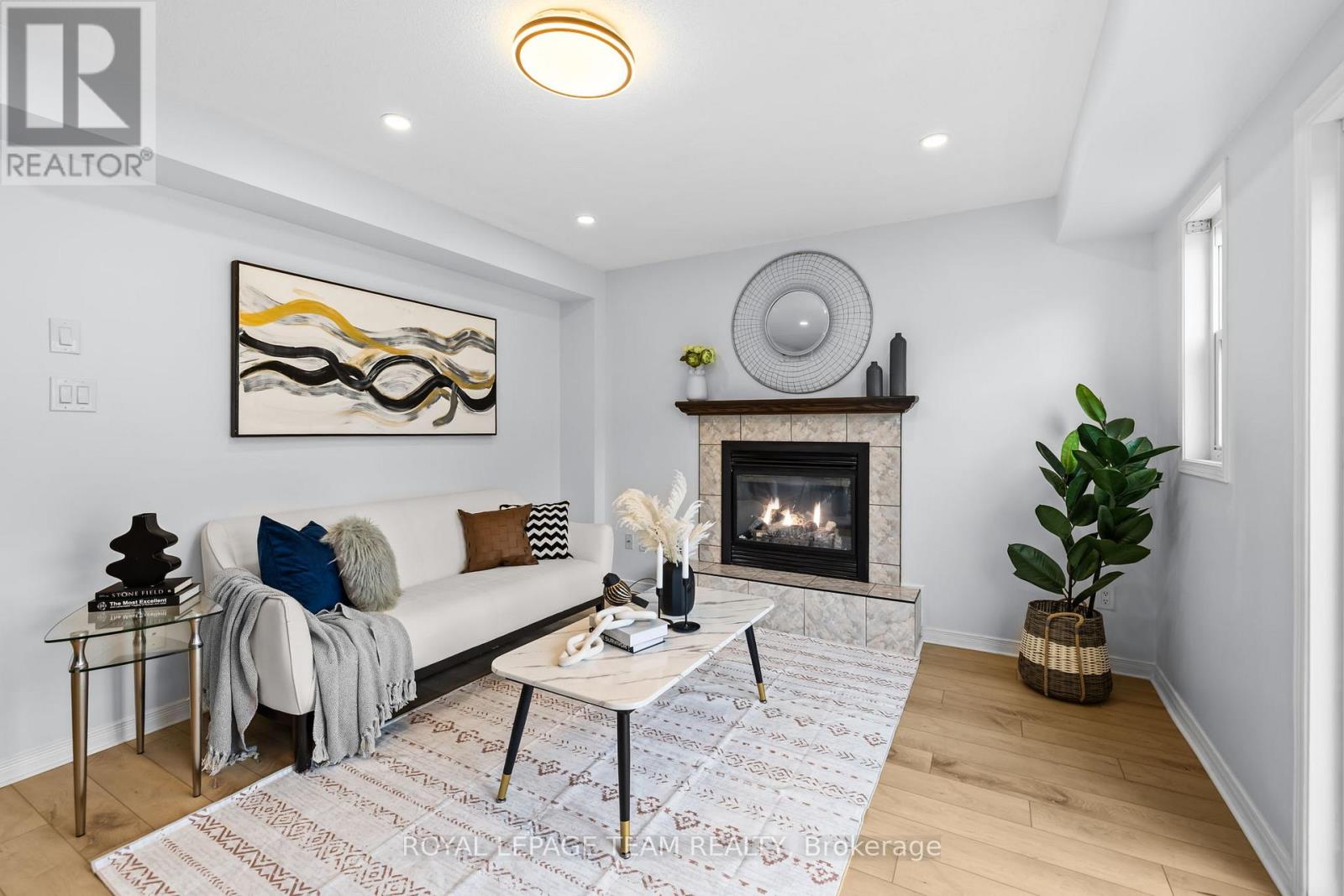 381 Moffatt Pond Court, Ottawa, Ontario  K2J 0C9 - Photo 7 - X12323679