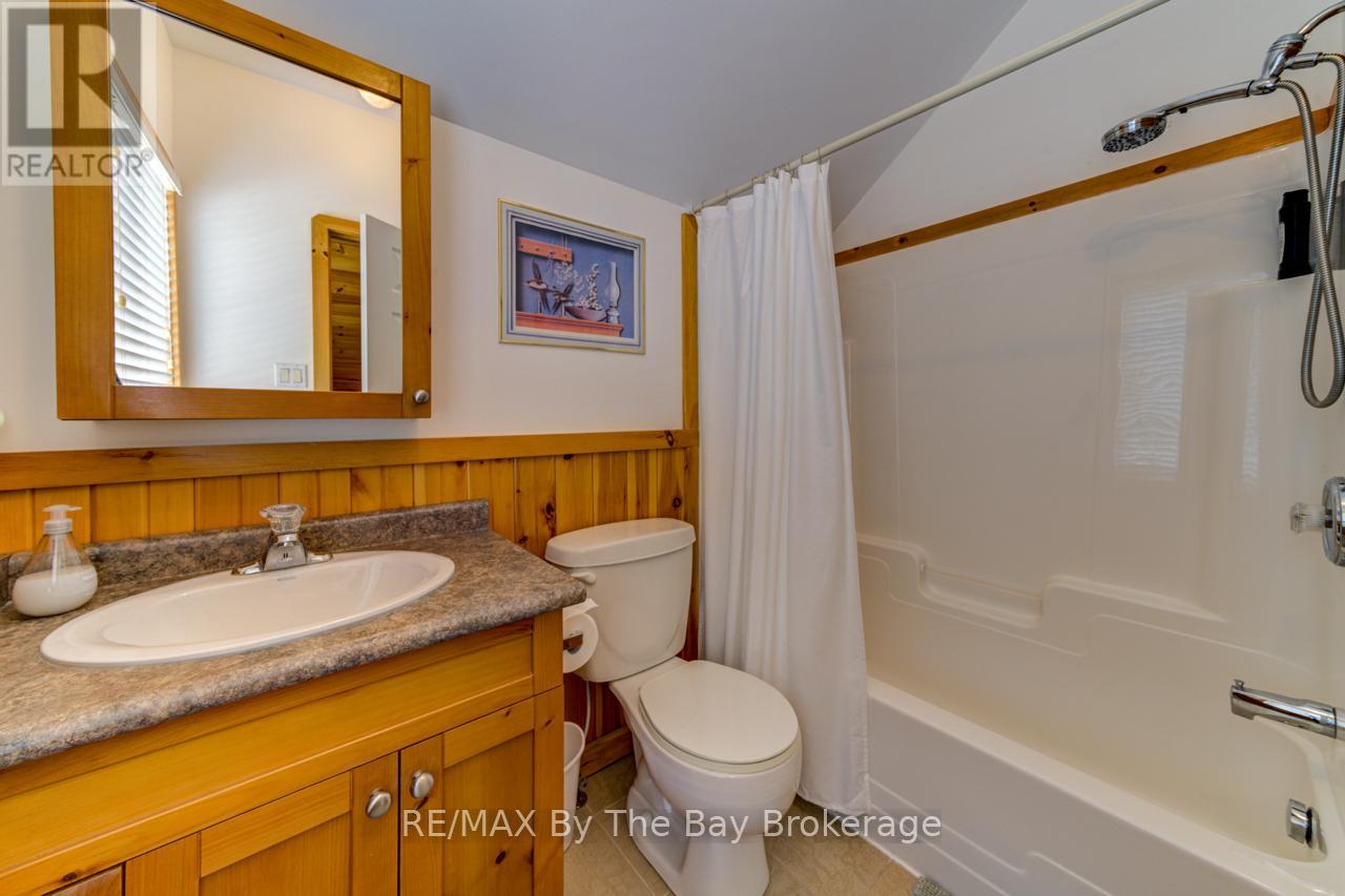 47 Madawaska Trail, Wasaga Beach, Ontario  L9Z 1X7 - Photo 30 - S12323628