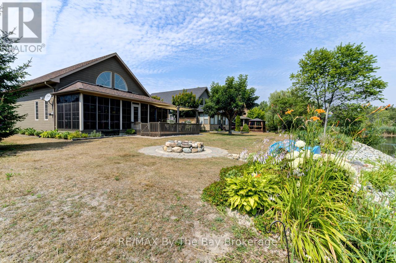 47 Madawaska Trail, Wasaga Beach, Ontario  L9Z 1X7 - Photo 36 - S12323628