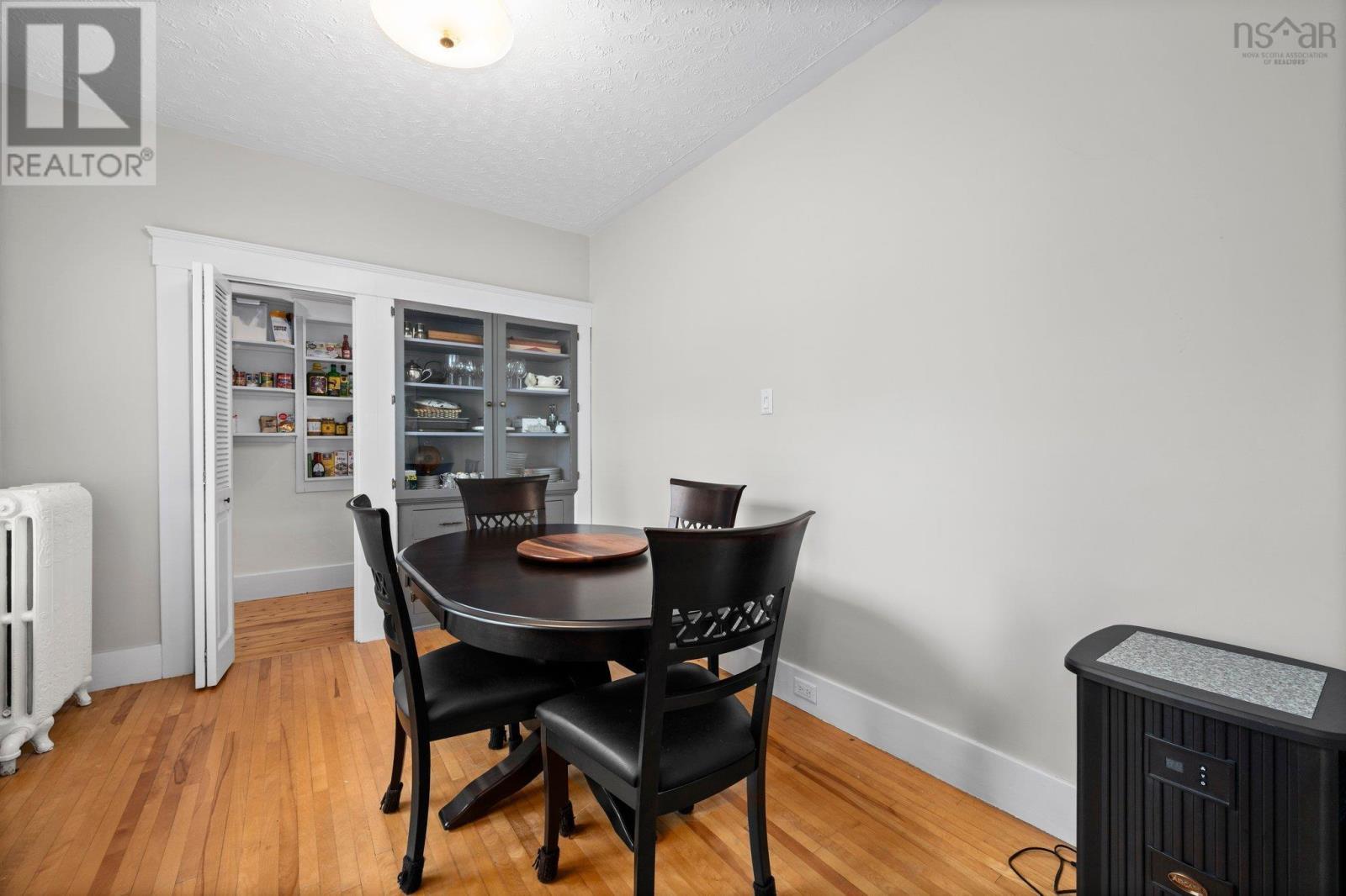 689 King Street, Windsor, Nova Scotia  B0N 2T0 - Photo 11 - 202518885