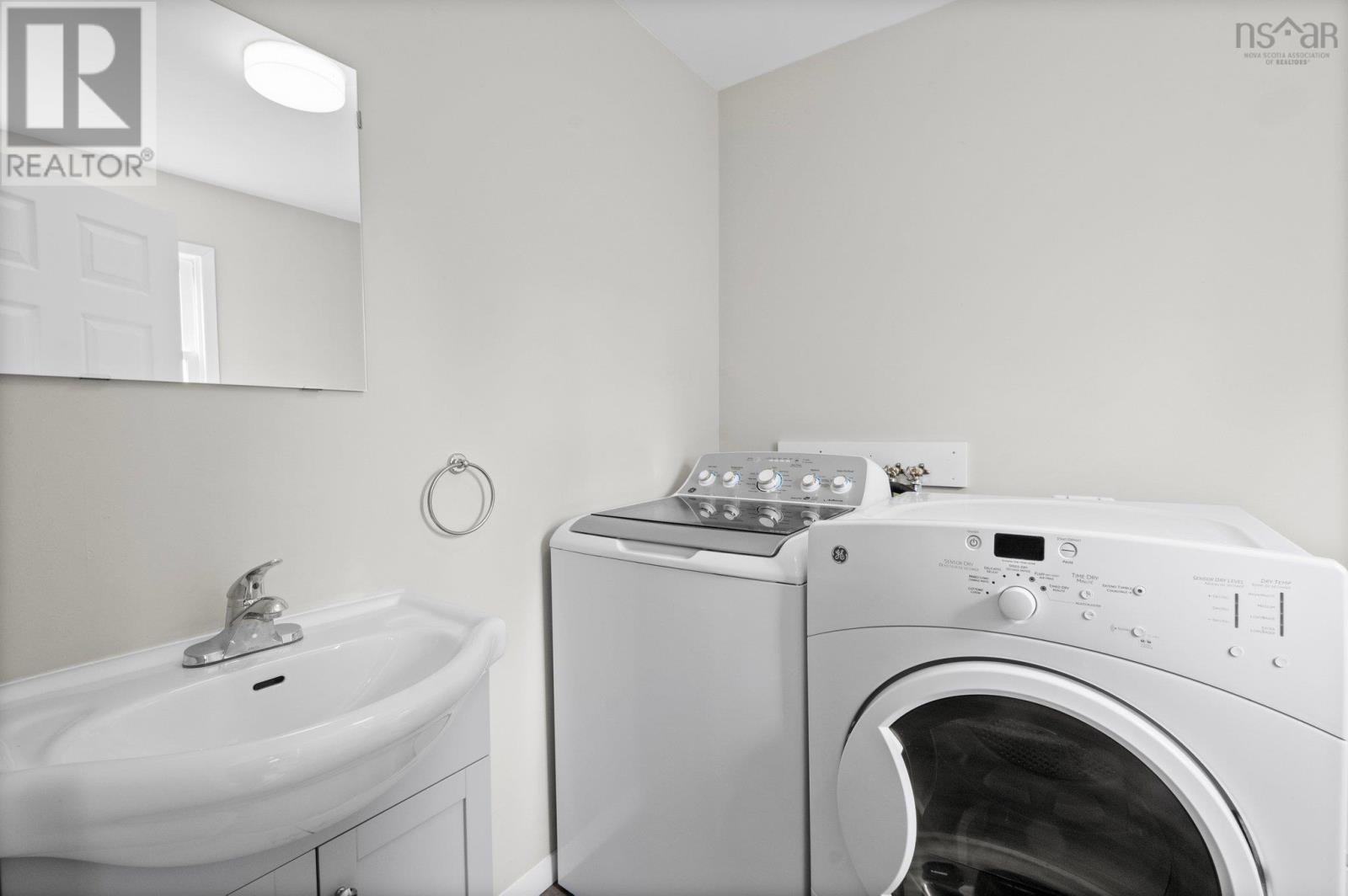 689 King Street, Windsor, Nova Scotia  B0N 2T0 - Photo 40 - 202518885
