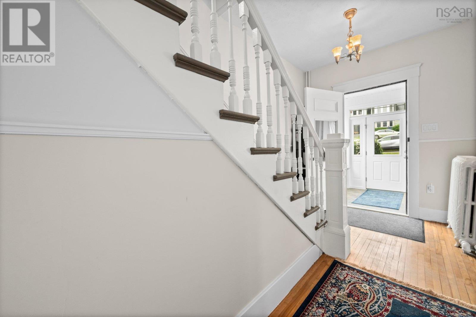 689 King Street, Windsor, Nova Scotia  B0N 2T0 - Photo 6 - 202518885