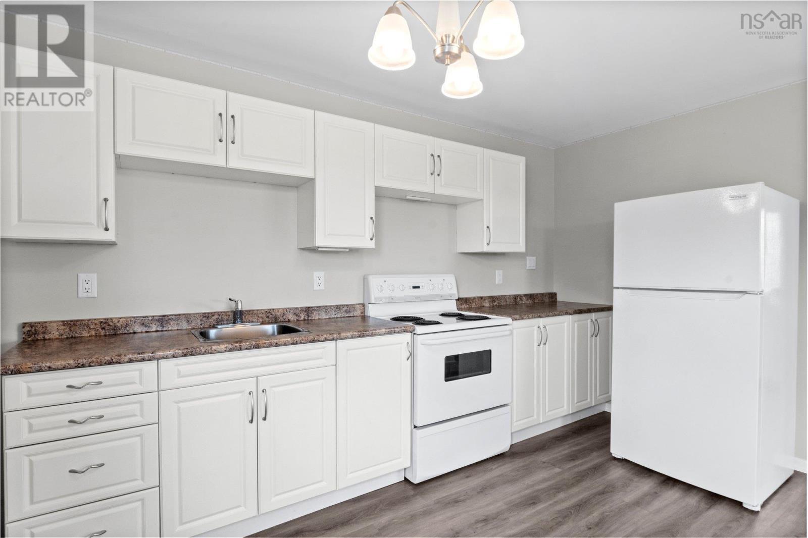 689 King Street, Windsor, Nova Scotia  B0N 2T0 - Photo 38 - 202518885