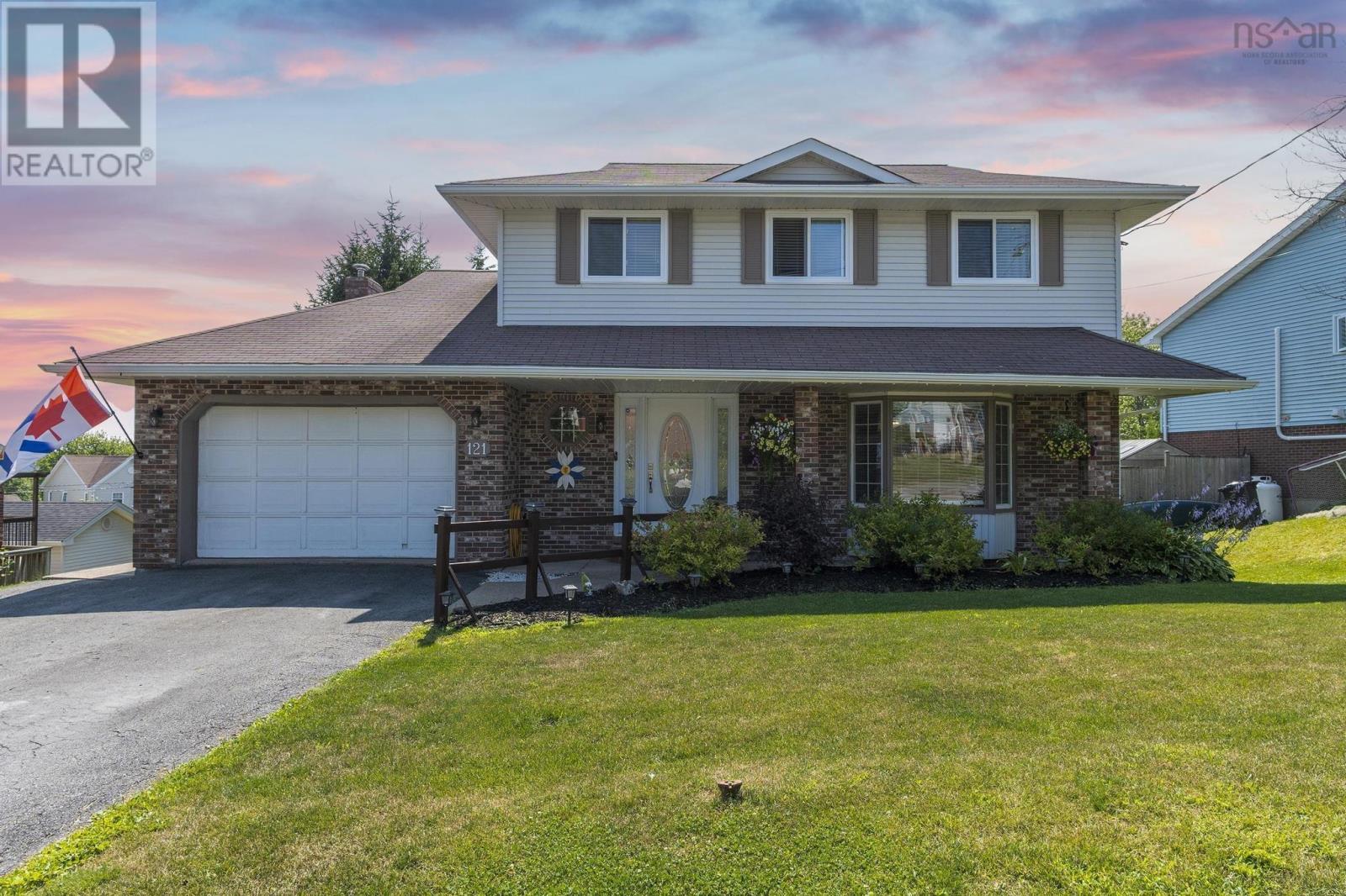 121 Greenwich Drive, Dartmouth, Nova Scotia  B2V 2N5 - Photo 1 - 202519198
