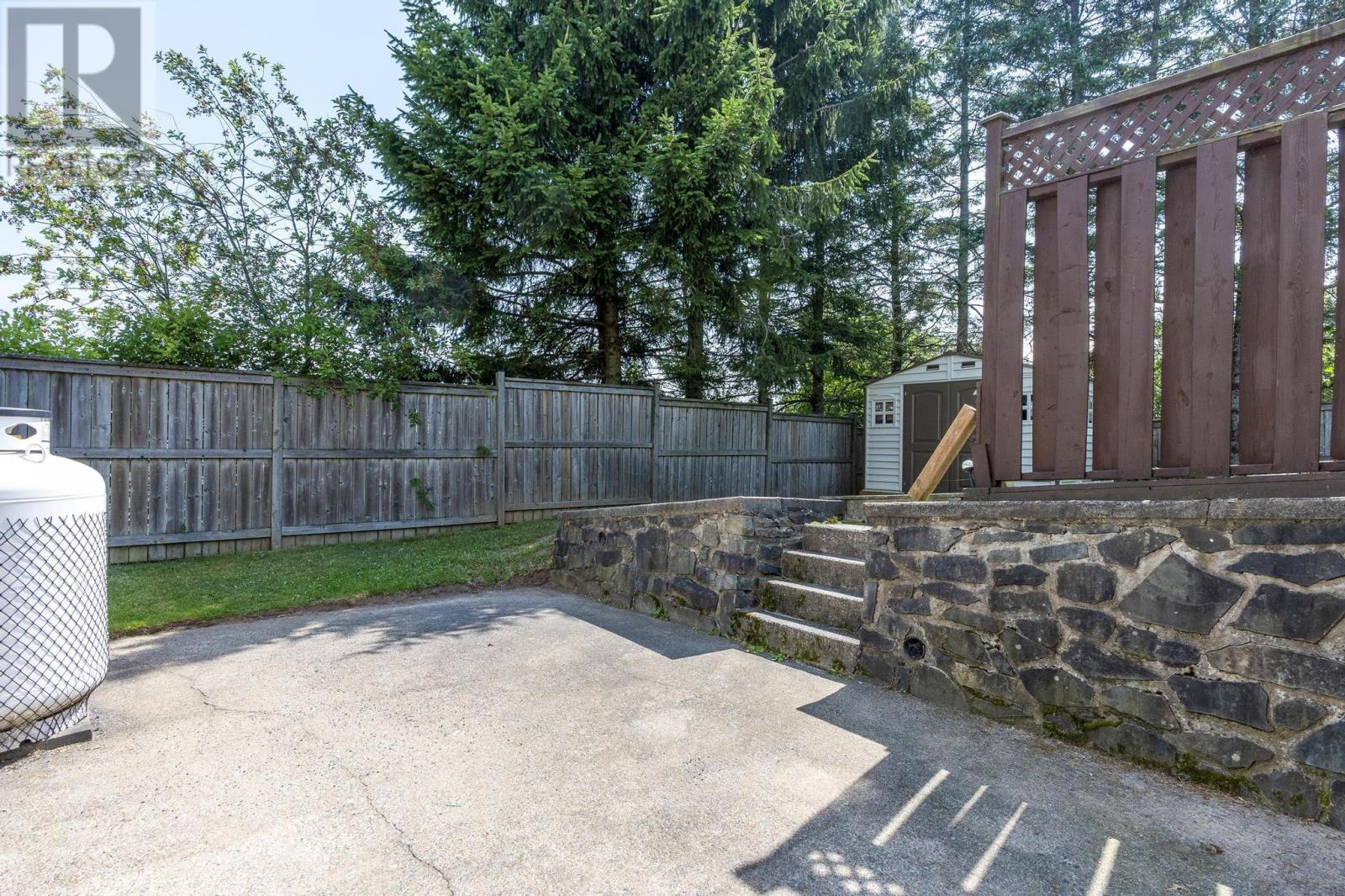 121 Greenwich Drive, Dartmouth, Nova Scotia  B2V 2N5 - Photo 43 - 202519198