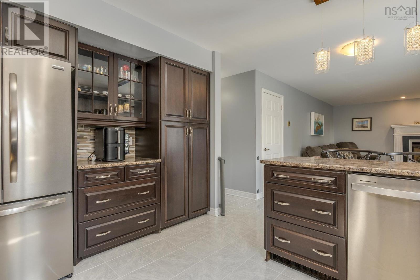 121 Greenwich Drive, Dartmouth, Nova Scotia  B2V 2N5 - Photo 6 - 202519198