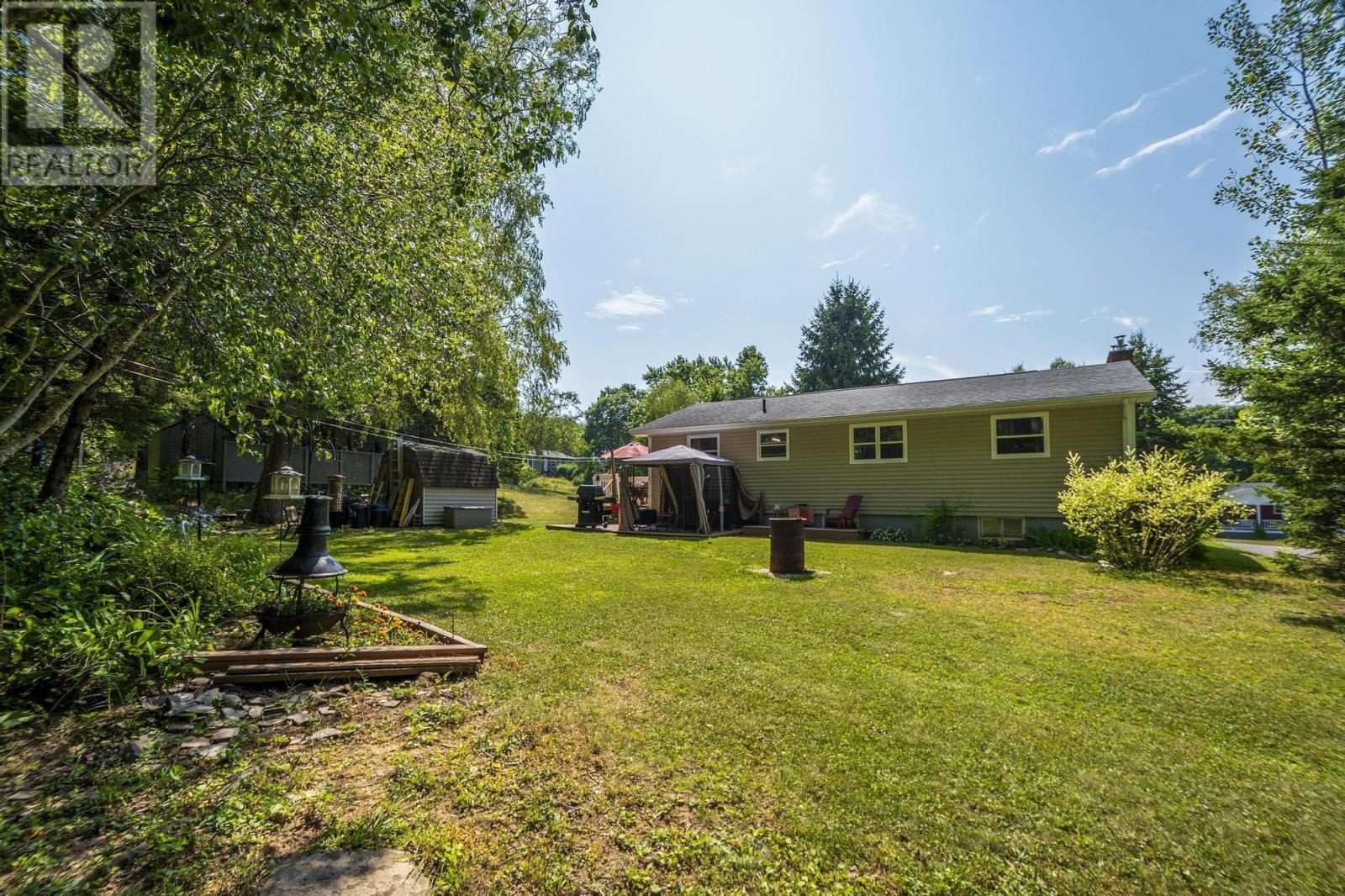 15 Catherine Crescent, New Minas, Nova Scotia  B4N 3Y3 - Photo 28 - 202519200