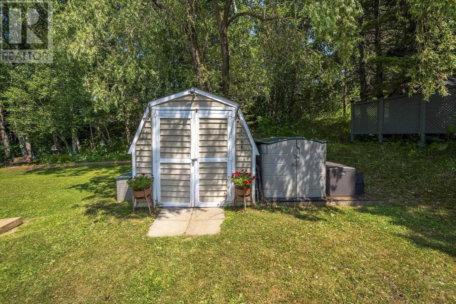 15 Catherine Crescent, New Minas, Nova Scotia  B4N 3Y3 - Photo 31 - 202519200
