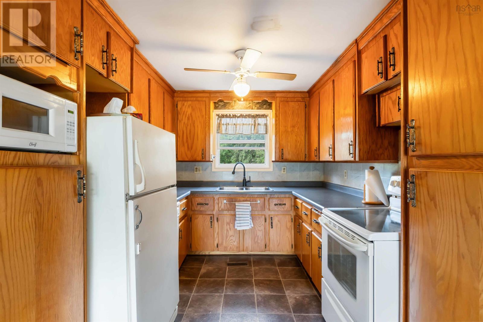 274 French Road, Plympton, Nova Scotia  B0W 2R0 - Photo 10 - 202519511