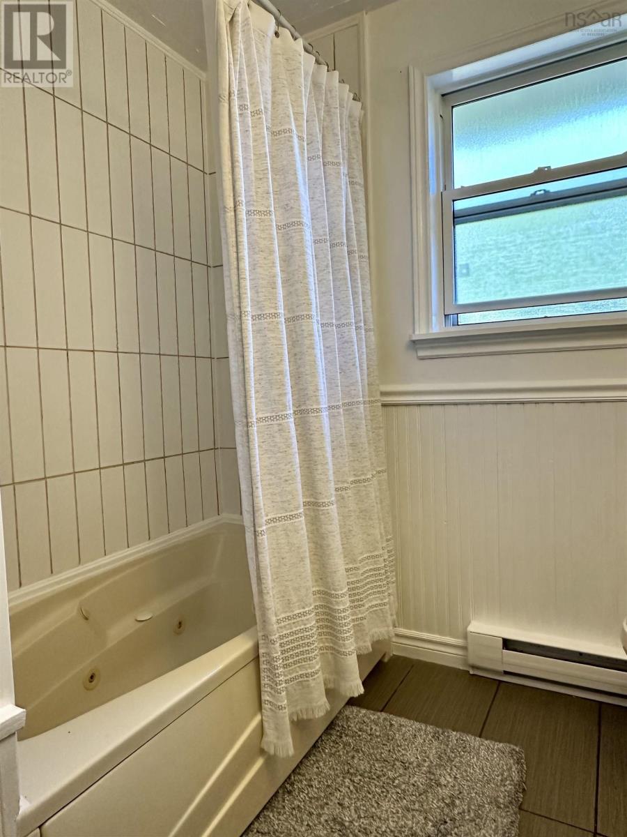 525 Phalen Road, Glace Bay, Nova Scotia  B1A 3B6 - Photo 29 - 202519557