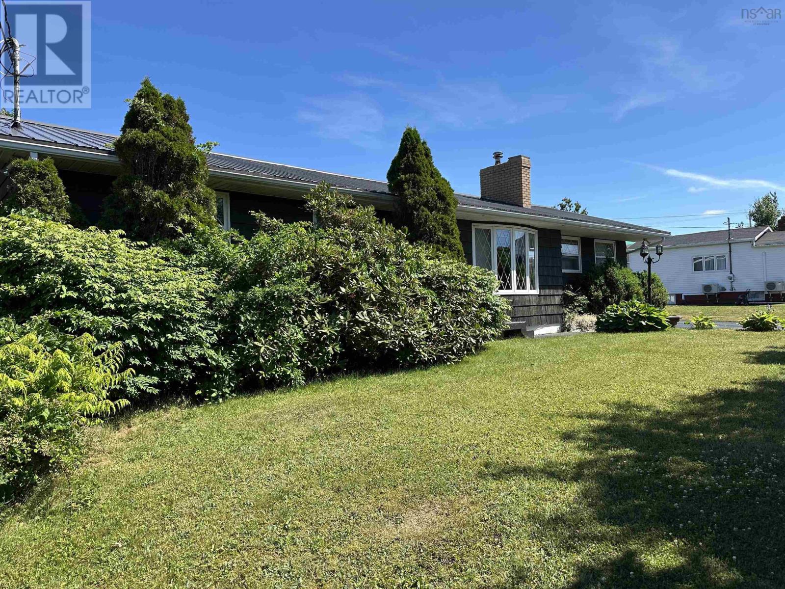 525 Phalen Road, Glace Bay, Nova Scotia  B1A 3B6 - Photo 3 - 202519557