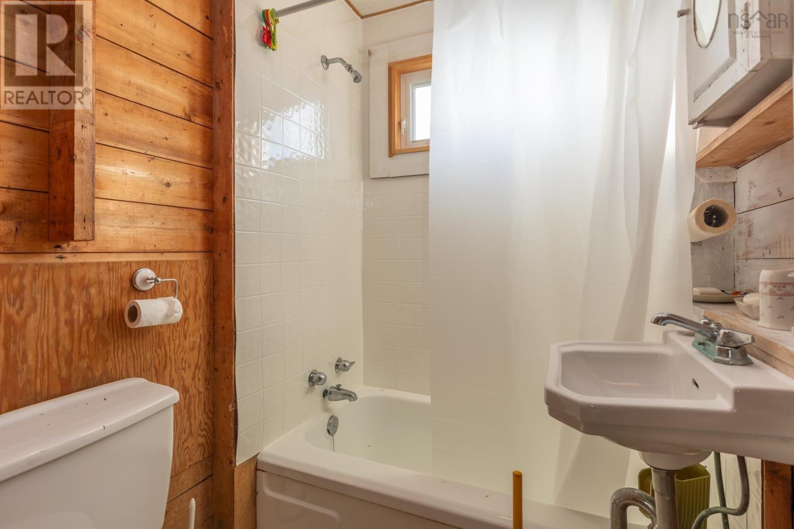 2473 Chebogue Road, Sand Beach, Nova Scotia  B5A 4H2 - Photo 33 - 202510238
