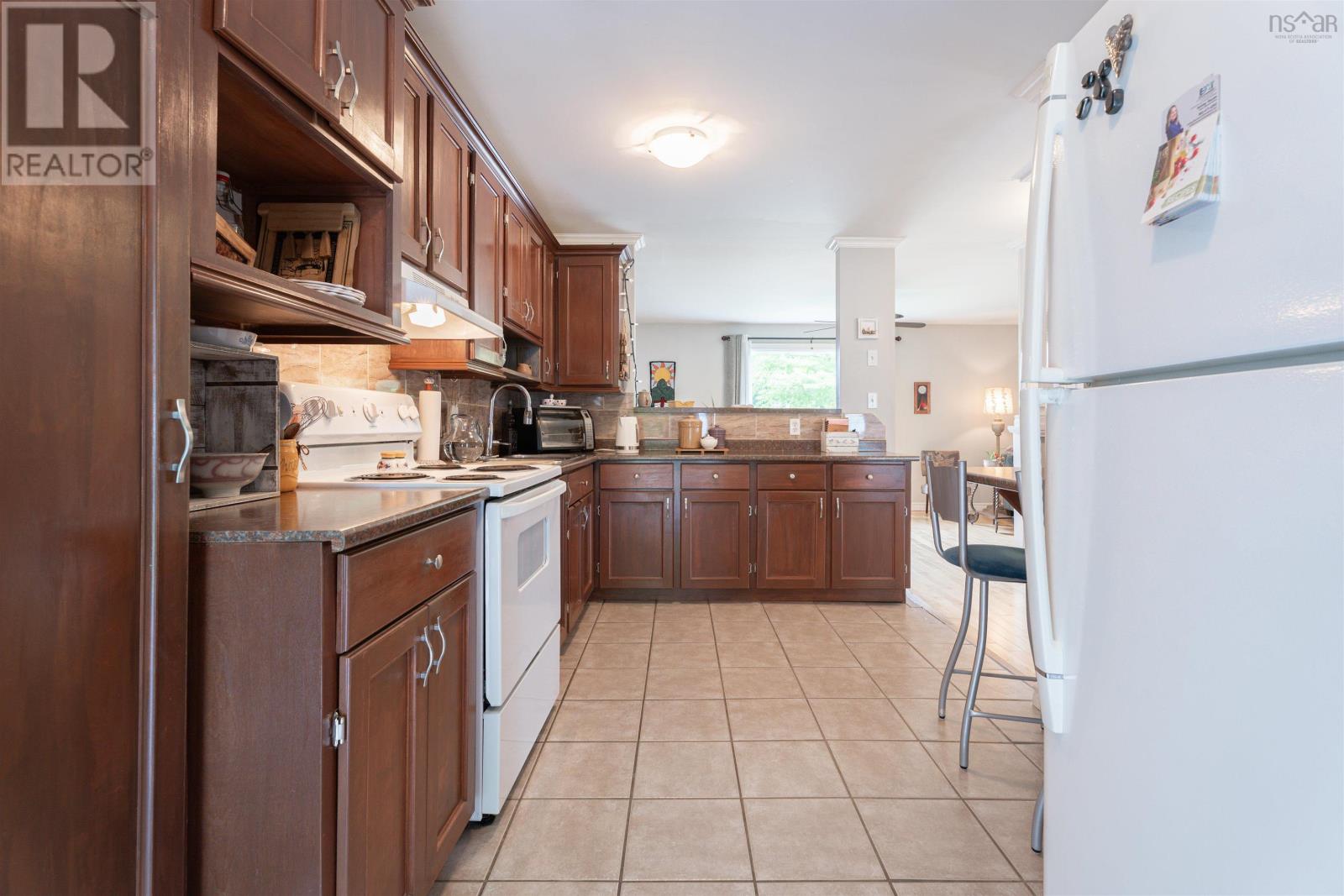 49 Prince Street, Lower Sackville, Nova Scotia  B4C 1L2 - Photo 13 - 202515108